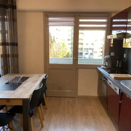 Apartamento La Roseraie